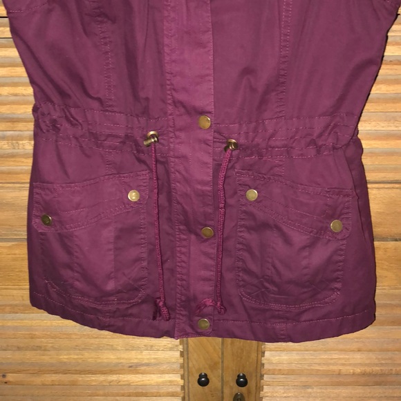 Drawstring Vest - Picture 2 of 4